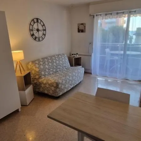 Appartement Riviera  Azalée 2 *