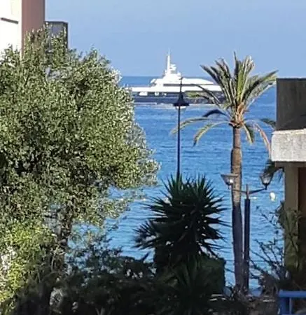 公寓 Bord De A Proximite Monaco Et Menton 4 Personnes A Cap Martin 罗克布吕讷-卡普马丹